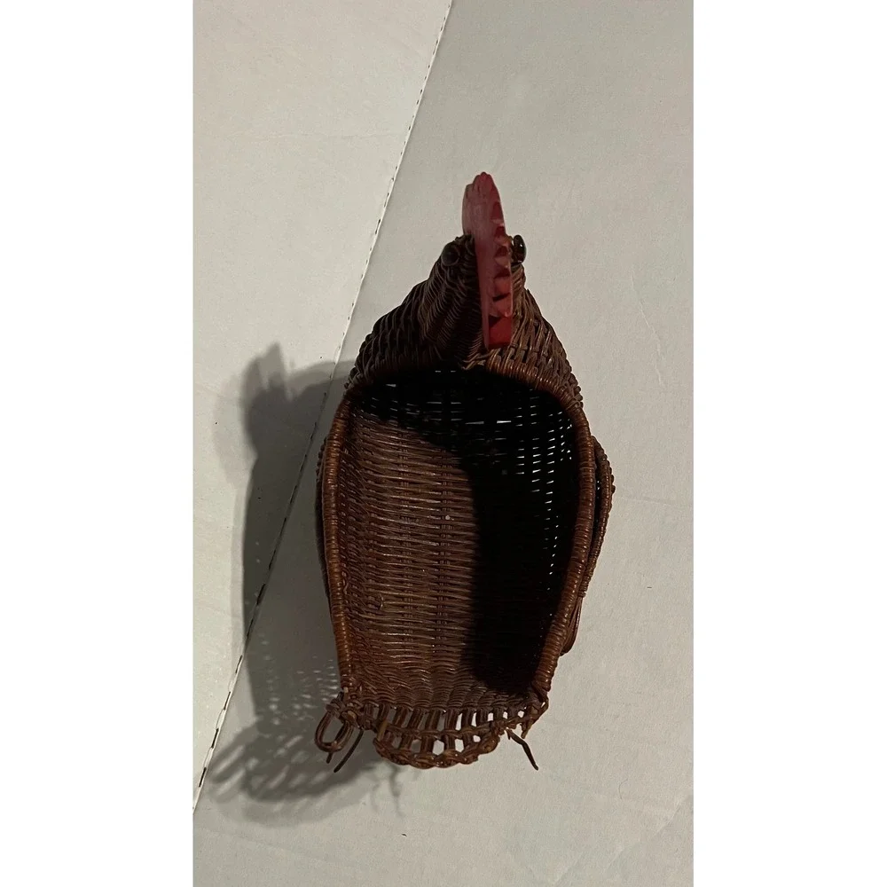 Vintage Wicker Chicken Basket Cottage Core Rattan Rooster Farm Kitchen Decor